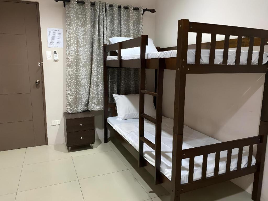 Oyo 766 Ichehan Apartments Manila Zewnętrze zdjęcie