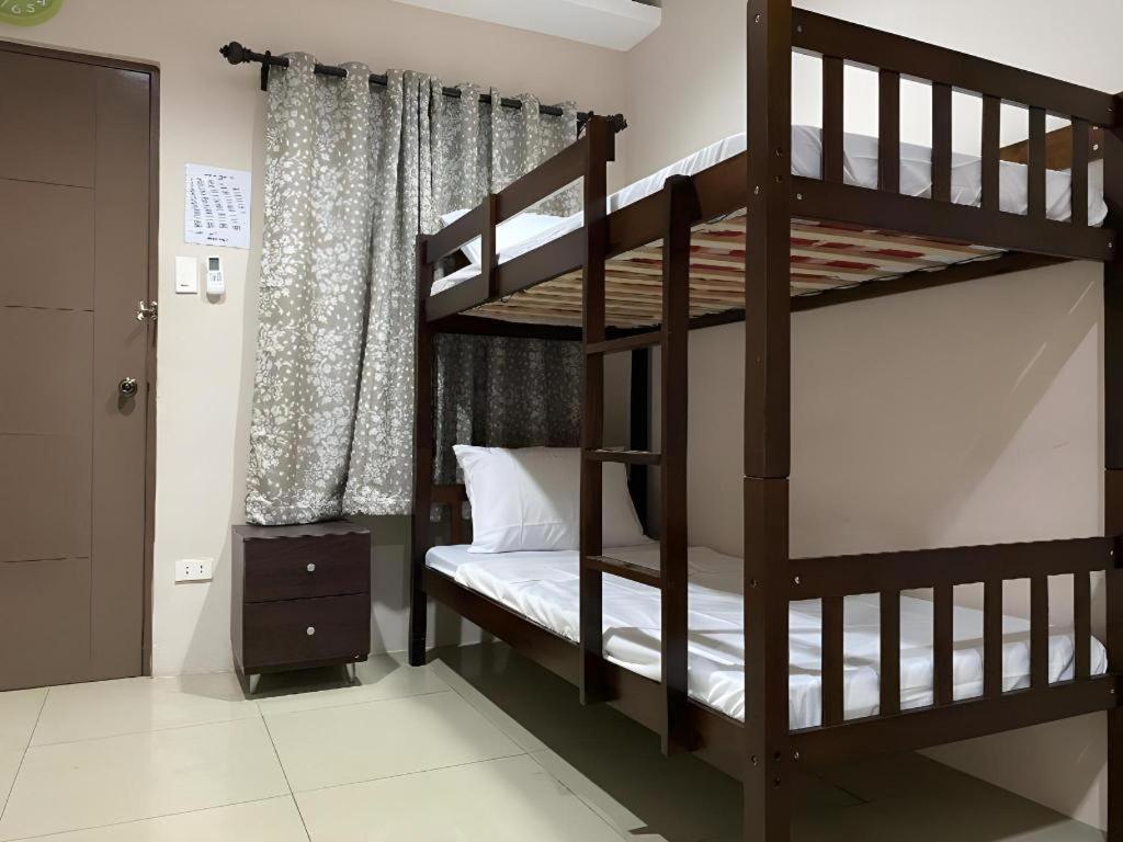 Oyo 766 Ichehan Apartments Manila Zewnętrze zdjęcie